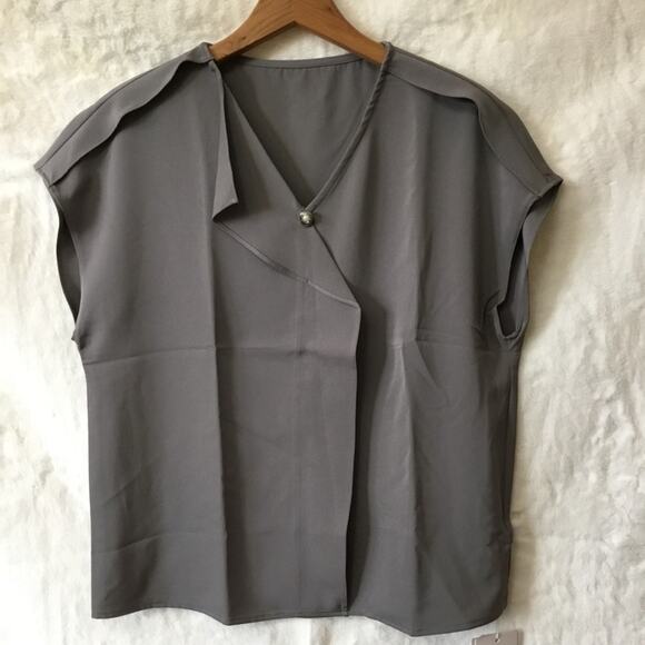 Other Tops - Gray Short Sleeve Blouse